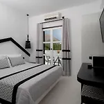 Divelia 4*