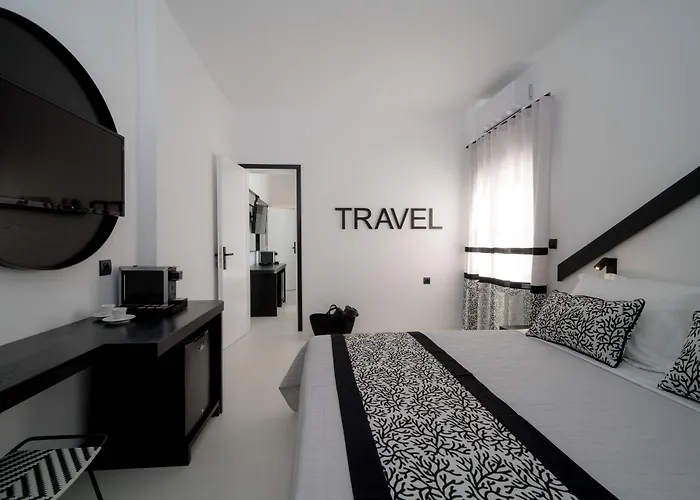 Divelia 4* Perissa (Santorini)