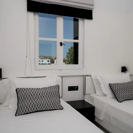 Divelia 4* Perissa (Santorini)