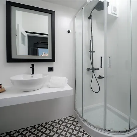 Bed & Breakfast Divelia 4*