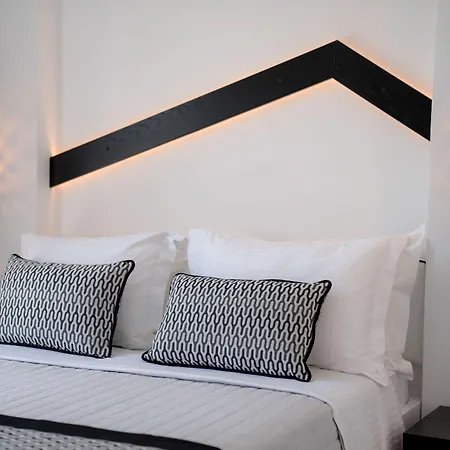 Divelia Bed & Breakfast Perissa (Santorini)