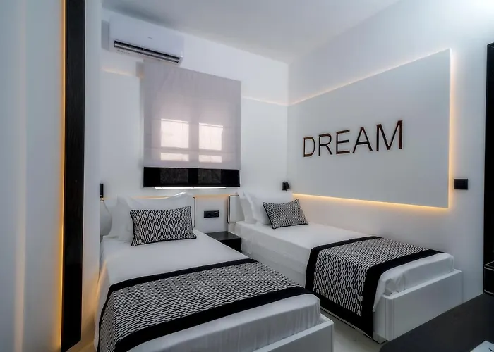 Frühstückspension Divelia Perissa (Santorini)