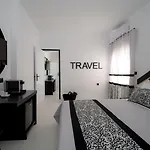 Divelia 4* Perissa (Santorini)