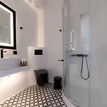 Divelia Frühstückspension Perissa (Santorini)