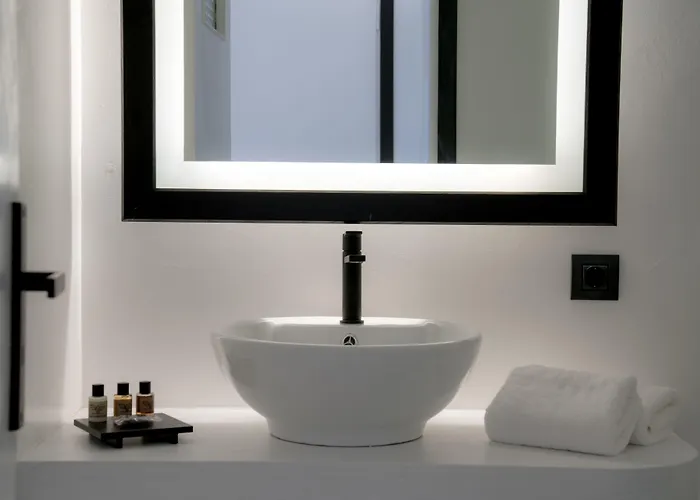 Divelia Perissa (Santorini)