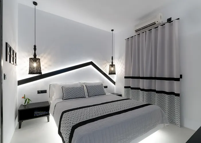 Divelia Bed & Breakfast 4*