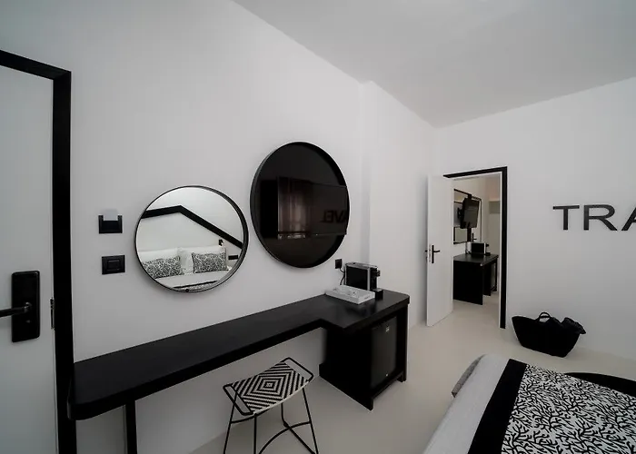 Divelia 4* Perissa (Santorini)